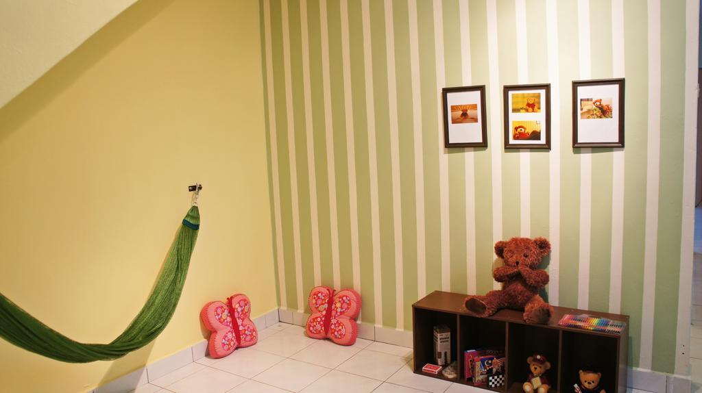 The Big Bear Home Malacca Δωμάτιο φωτογραφία